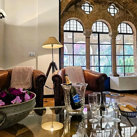 Manoir De Duke Ii - Piscine, Patio, Clim, Parking شقة